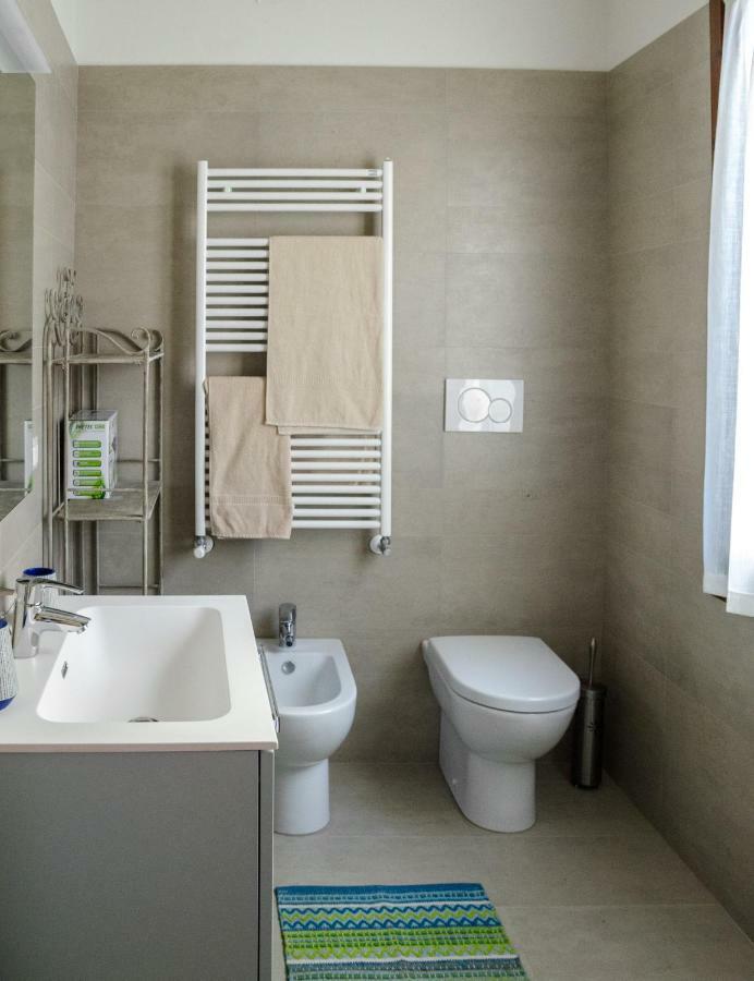 Appartamento Azzurro Two Bathrooms 베니스 외부 사진